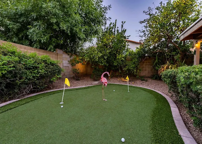 Scottsdale Lagoon With Pool Movie Theater Heated Pool Game Golf