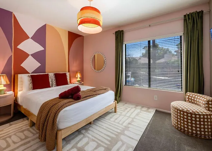 Scottsdale Lagoon With Pool Movie Theater Heated Pool Game Golf *