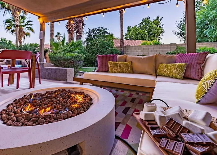 Scottsdale Lagoon With Pool Movie Theater Heated Pool Game Golf *